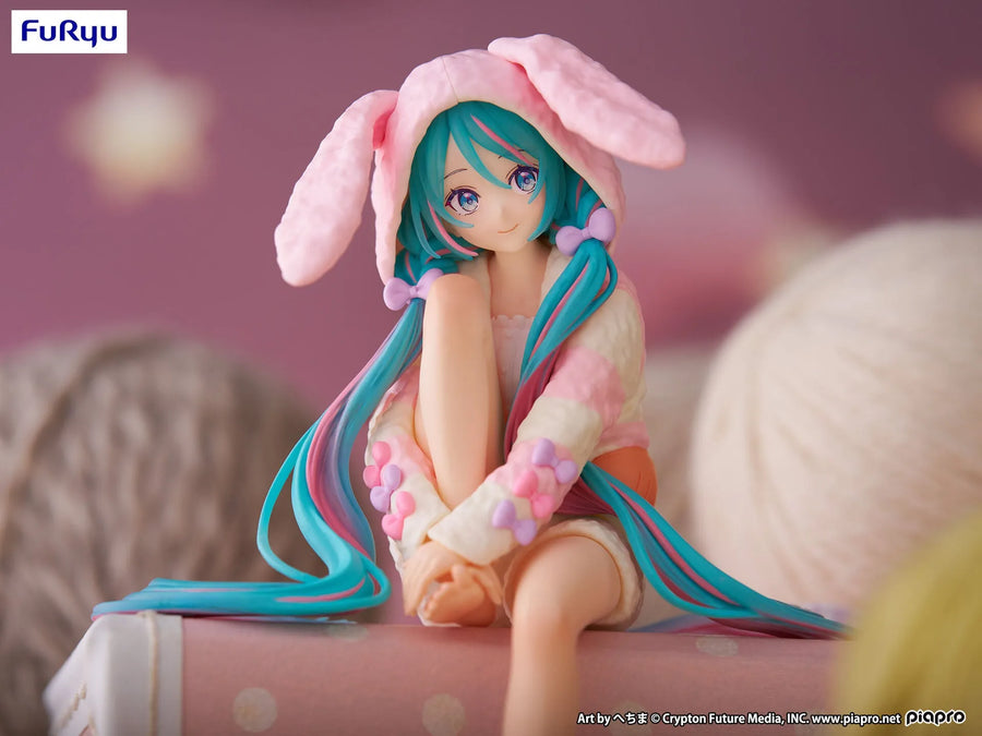 Piapro Characters - Hatsune Miku - Noodle Stopper Figure - Usamimi Pajama (FuRyu)ㅤ – FuRyu – ActionFigureBrasil