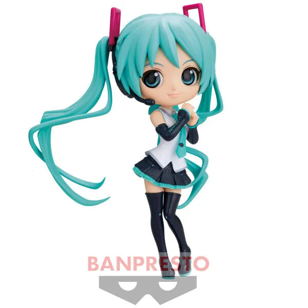 Piapro Characters - Hatsune Miku - Q Posket - V4X, B (Bandai Spirits)ㅤ – Bandai Spirits – ActionFigureBrasil