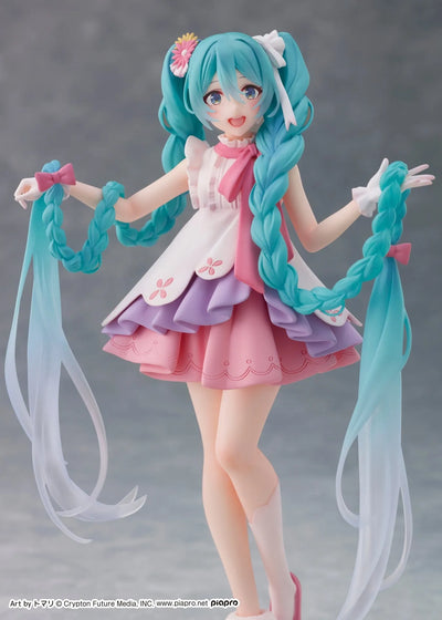 Piapro Characters - Hatsune Miku - Wonderland Figure - Rapunzel Ver. - May 2025 re-release (Taito)ㅤ – Taito – ActionFigureBrasil — close