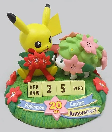 Pocket Monsters - Pikachu - Shaymin - Tamagetake - Pokémon Center 20th Anniversary - Eternal Calendar (Pokémon Center)ㅤ – Pokémon Center – ActionFigureBrasil
