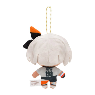 Pocket Monsters Shield - Pocket Monsters Sword - Saitou - Ball Chain Plush - Plush Mascot - Pokémon Trainers (Pokémon Center)ㅤ – Pokémon Center – ActionFigureBrasil — ângulo diferente