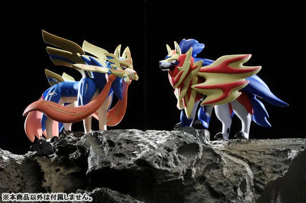 Pocket Monsters - Zacian - Monster Collection - ML-18 (Takara Tomy)ㅤ – Takara Tomy – ActionFigureBrasil