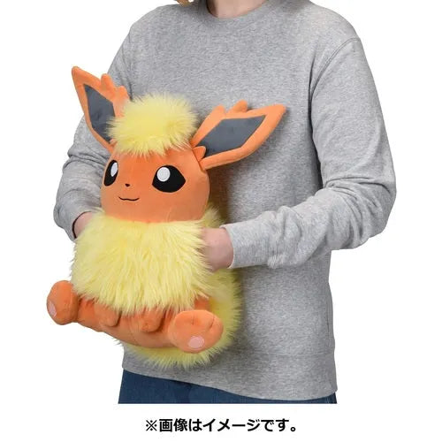 Pokemon - Flareon Hand Warmer Plushie (Pokemon Center)ㅤ – Pokémon Center – ActionFigureBrasil