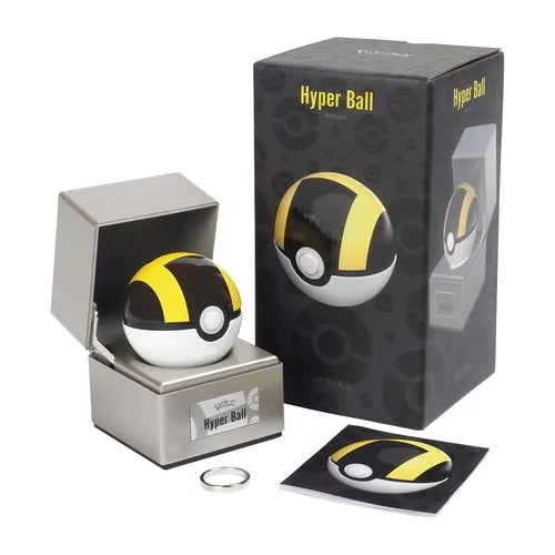 Pokemon - Ultra Ball Replica (Pokemon Center)ㅤ – Pokémon Center – ActionFigureBrasil