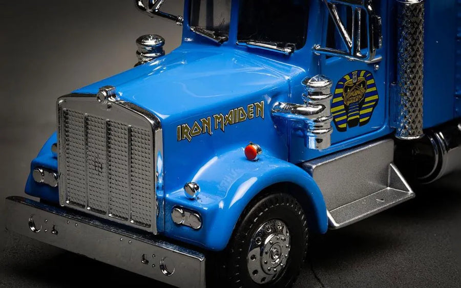 Powerslave Heavy Metal Truck – Corgi – ActionFigure Brasil