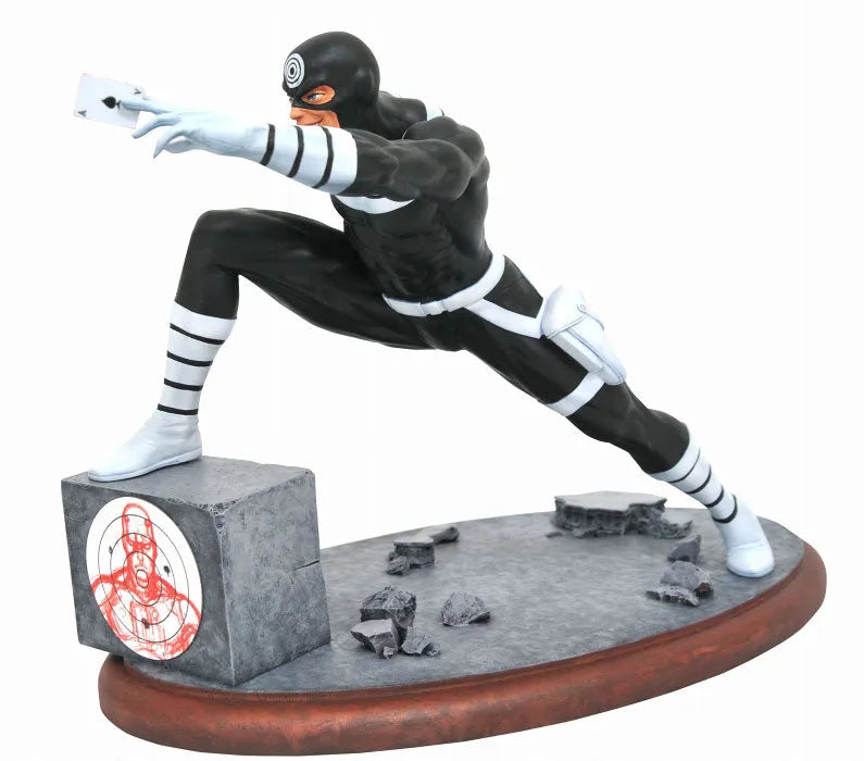 Premier Collection / Marvel Comics: Bullseye Statueㅤ – Diamond Select Toys – ActionFigureBrasil