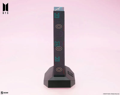Premium BTS Logo: Hangeul Edition - LIMITED EDITION (Hangeul Edition) – Sideshow Collectibles – ActionFigure Brasil — detalhe do produto