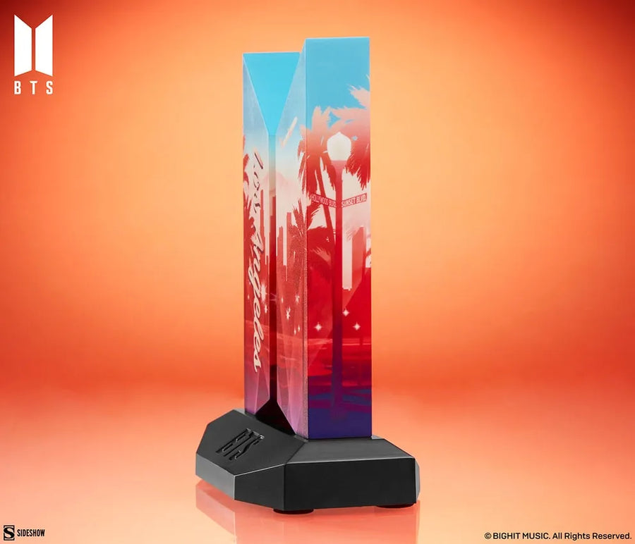 Premium BTS Logo: Los Angeles Edition - LIMITED EDITION (Los Angeles Edition) – Sideshow Collectibles – ActionFigure Brasil