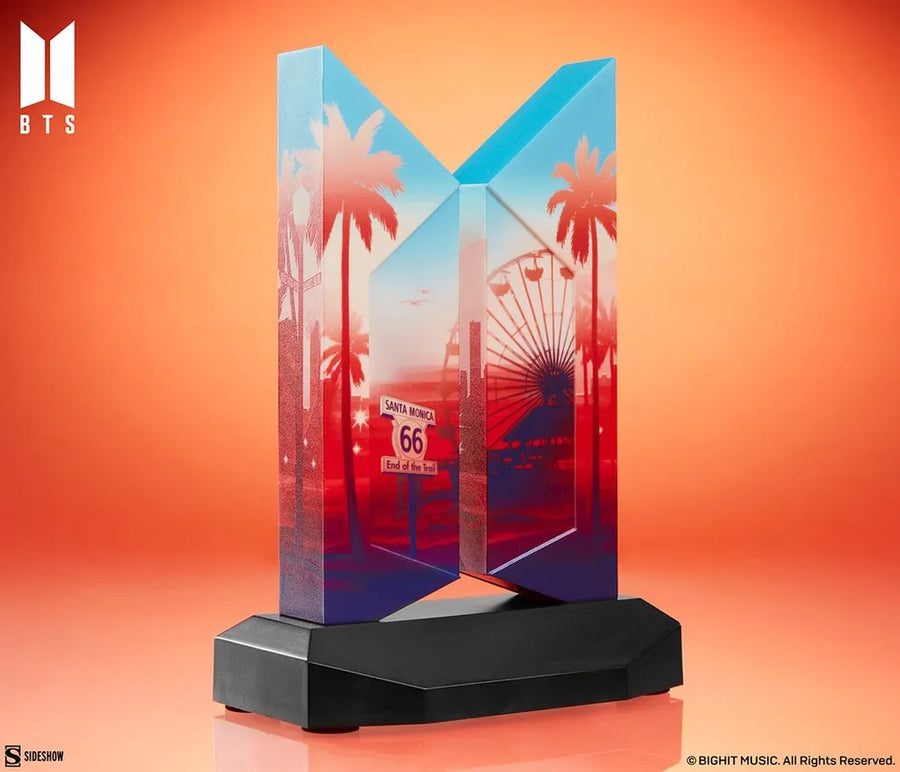 Premium BTS Logo: Los Angeles Edition - LIMITED EDITION (Los Angeles Edition) – Sideshow Collectibles – ActionFigure Brasil
