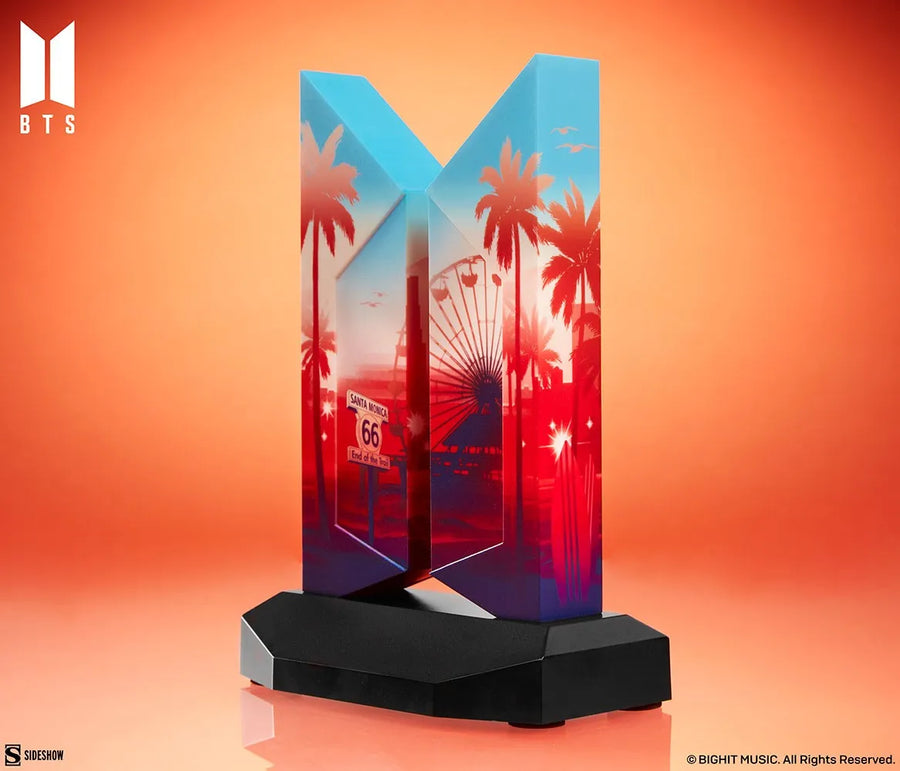 Premium BTS Logo: Los Angeles Edition - LIMITED EDITION (Los Angeles Edition) – Sideshow Collectibles – ActionFigure Brasil