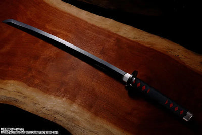 Proplica Nichirin Katana (Tanjiro Kamado) Demon Slayer: Kimetsu no Yaiba [Bandai]ㅤ – Bandai Spirits – ActionFigureBrasil — ângulo diferente