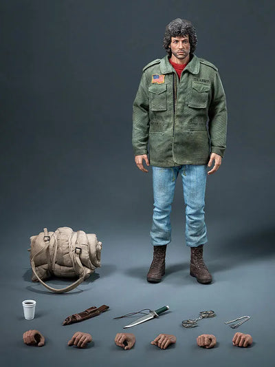 Rambo - 1/6 - John Rambo - Field Jacket (Threezero)ㅤ – ThreeZero – ActionFigureBrasil — com base expositora