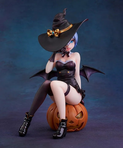 Re:Zero kara Hajimeru Isekai Seikatsu - Rem - KDcolle - 1/7 - Phantom Night Wizard Ver. (AniMester, Kadokawa) [Shop Exclusive]ㅤ – Kadokawa – ActionFigureBrasil — com base expositora