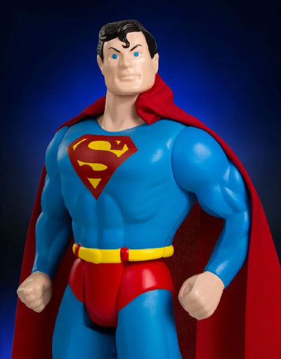 Retro Kenner - DC Comics Super Powers Collection: Supermanㅤ – Puella Magi Madoka Magica – ActionFigureBrasil — com base expositora