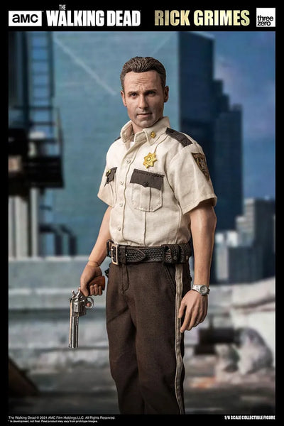 Rick Grimes (Season 1) – Threezero – ActionFigure Brasil — com base expositora
