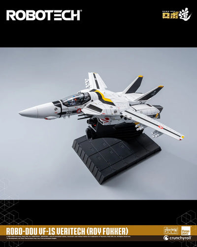 ROBO-DOU ROBOTECH VF-1S Veritech (Roy Fokker) – Threezero – ActionFigure Brasil — com base expositora