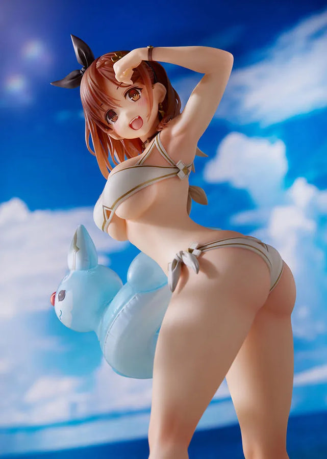 Ryza (White Swimwear Version) – Square Enix – ActionFigure Brasil