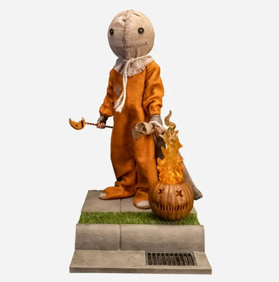 Sam Deluxe – Trick or Treat Studios – ActionFigure Brasil — com base expositora