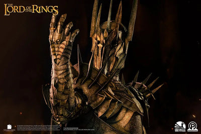 Sauron - LIMITED EDITION: 99 – Infinity Studio X Penguin Toys – ActionFigure Brasil — ângulo diferente