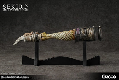 Shinobi Prosthetic – Gecco Co. – ActionFigure Brasil — com base expositora