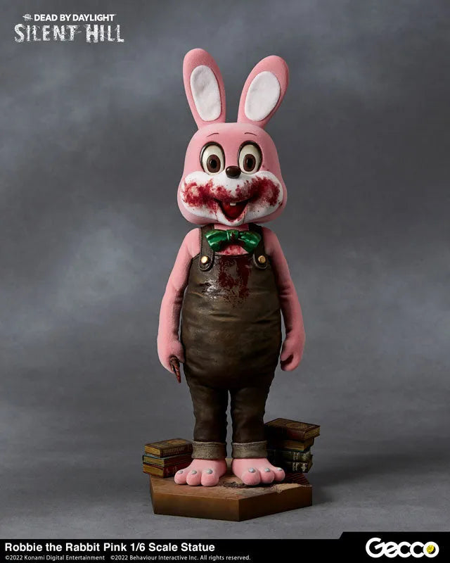 SILENT HILL x Dead by Daylight / Robbie the Rabbit Pink 1/6 Scale Statueㅤ – Gecco – ActionFigureBrasil