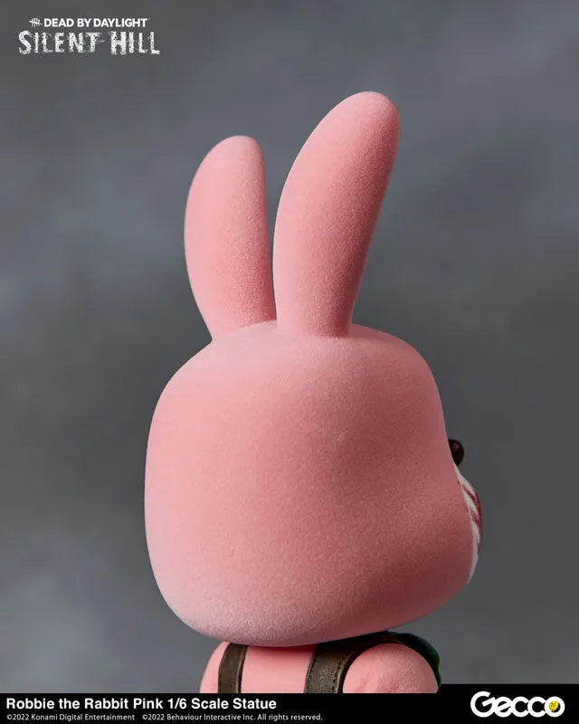 SILENT HILL x Dead by Daylight / Robbie the Rabbit Pink 1/6 Scale Statueㅤ – Gecco – ActionFigureBrasil