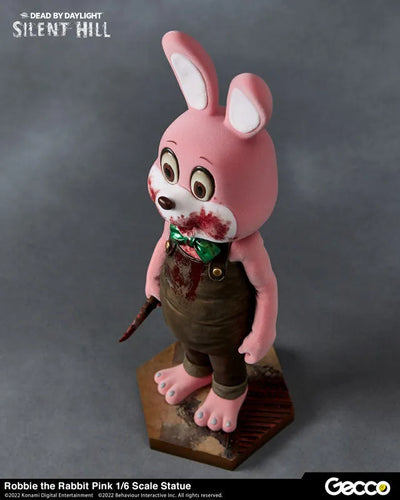 SILENT HILL x Dead by Daylight / Robbie the Rabbit Pink 1/6 Scale Statueㅤ – Gecco – ActionFigureBrasil — acessórios