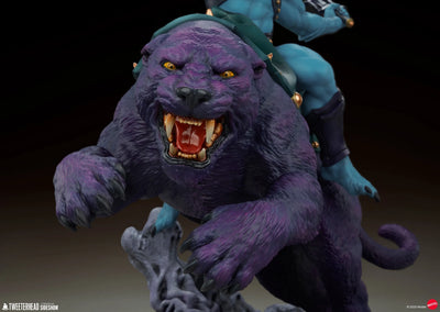 Skeletor™ & Panthor™ - LIMITED EDITION: 150 – Tweeterhead – ActionFigure Brasil — com base expositora