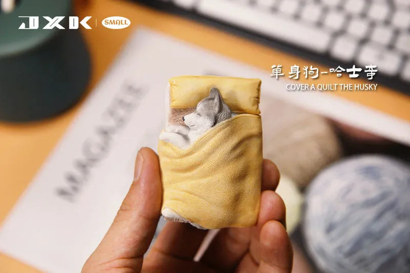 Small Husky Sleeping in Bed Aㅤ – JXK Studio – ActionFigureBrasil