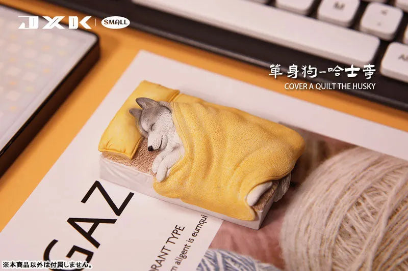 Small Husky Sleeping in Bed Aㅤ – JXK Studio – ActionFigureBrasil