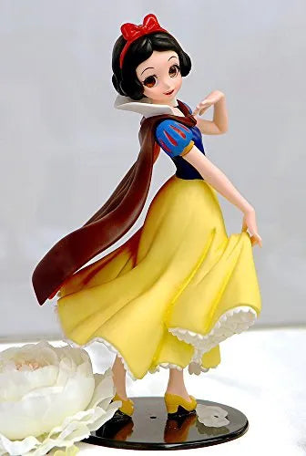 Snow White and the Seven Dwarfs - Snow White - Disney Characters Crystaluxㅤ – Banpresto – ActionFigureBrasil