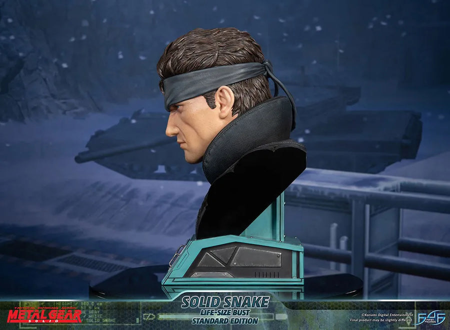 Solid Snake - LIMITED EDITION: 450 – First 4 Figures – ActionFigure Brasil