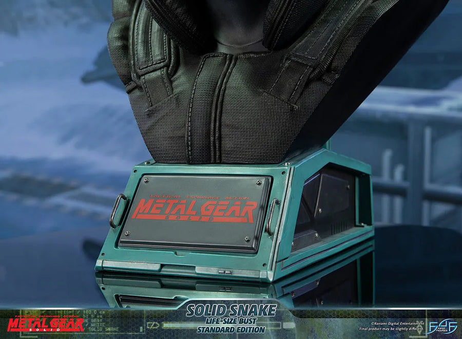Solid Snake - LIMITED EDITION: 450 – First 4 Figures – ActionFigure Brasil