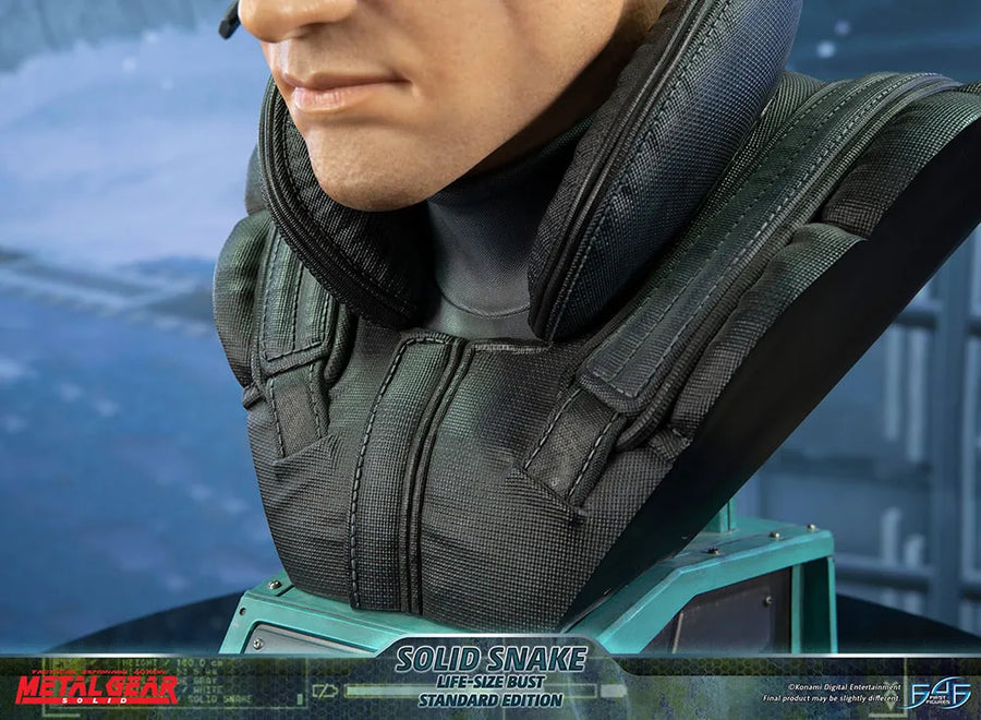 Solid Snake - LIMITED EDITION: 450 – First 4 Figures – ActionFigure Brasil
