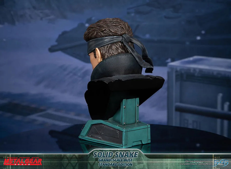 Solid Snake - LIMITED EDITION: 600 – First 4 Figures – ActionFigure Brasil