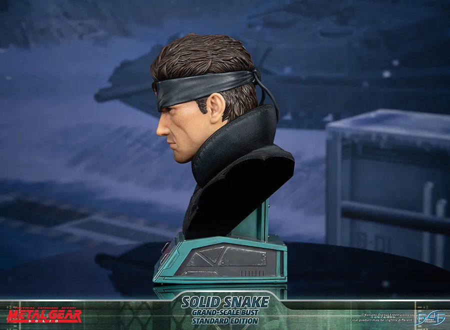 Solid Snake - LIMITED EDITION: 600 – First 4 Figures – ActionFigure Brasil