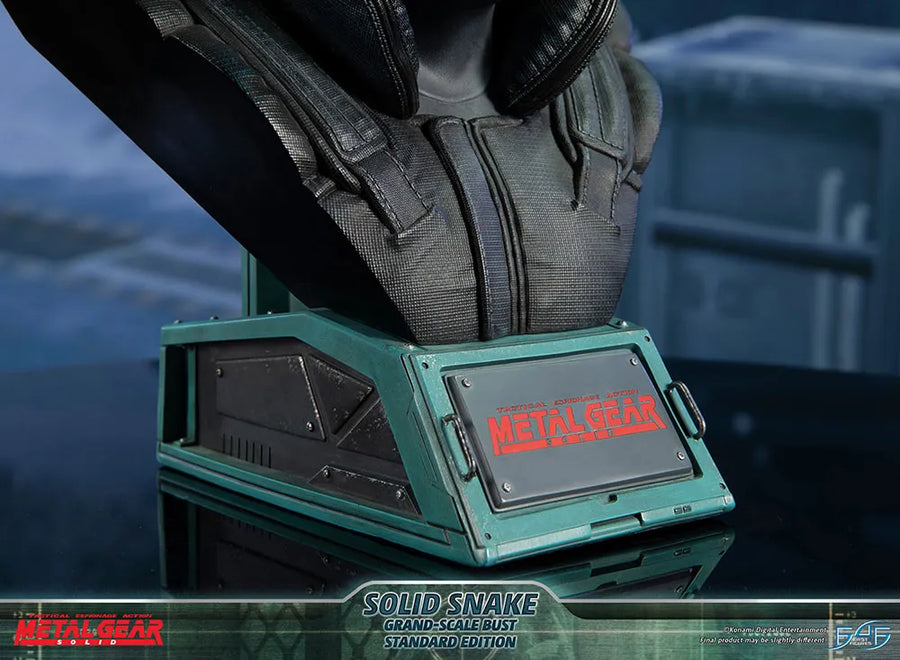 Solid Snake - LIMITED EDITION: 600 – First 4 Figures – ActionFigure Brasil