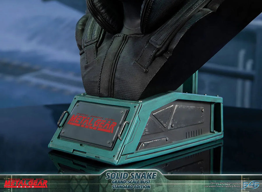 Solid Snake - LIMITED EDITION: 600 – First 4 Figures – ActionFigure Brasil