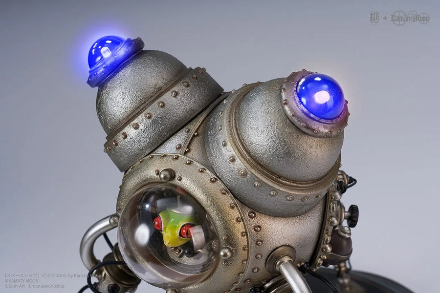 Spaceship Picoras K-6 (Blue Lights) - LIMITED EDITION: 150 – Manas SUM – ActionFigure Brasil