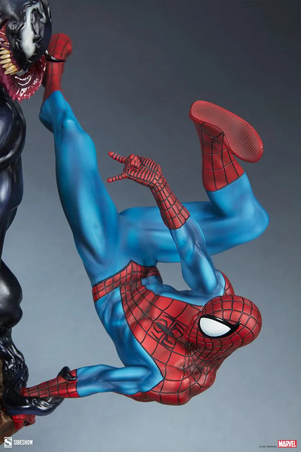 Spider-Man vs Venom - LIMITED EDITION: 3000 (Exclusive) – Sideshow Collectibles – ActionFigure Brasil