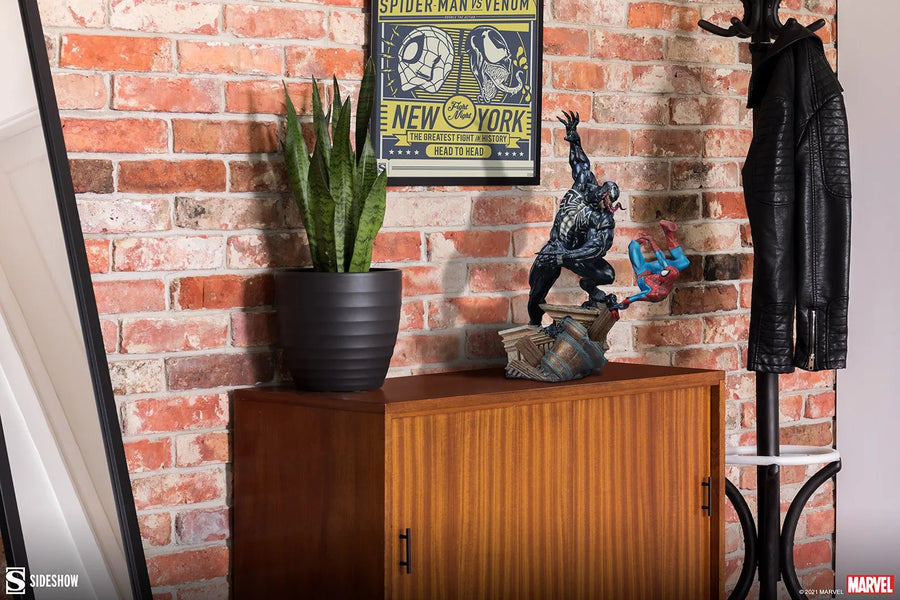 Spider-Man vs Venom - LIMITED EDITION: 3000 (Exclusive) – Sideshow Collectibles – ActionFigure Brasil