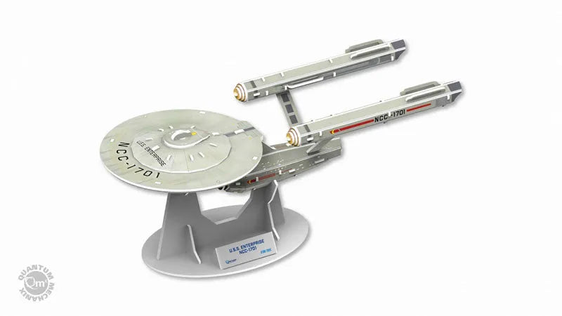 Star Trek / Qraftworks Starship 3D Paper Craft Model: 8-Ship Setㅤ – Quantum Mechanix – ActionFigureBrasil