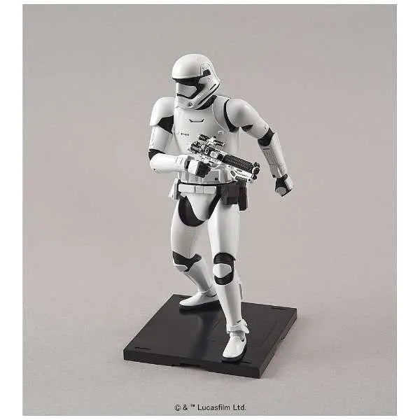 Star Wars - Star Wars: The Force Awakens - First Order Stormtrooper - Characters & Creatures - Star Wars Plastic Model - 1/12 (Bandai)ㅤ – Bandai – ActionFigureBrasil