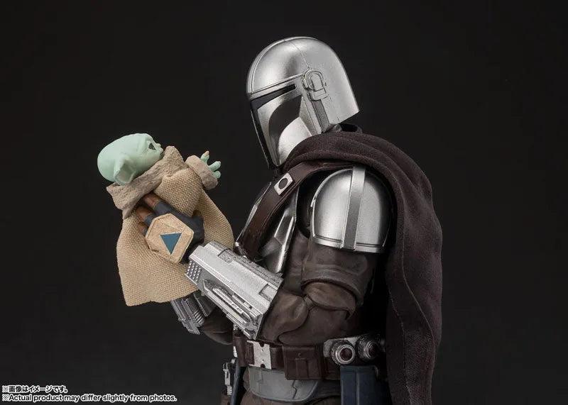 Star Wars - Star Wars: The Mandalorian and Grogu - Grogu - Mandalorian - S.H.Figuarts (Bandai Spirits)ㅤ – Bandai Spirits – ActionFigureBrasil