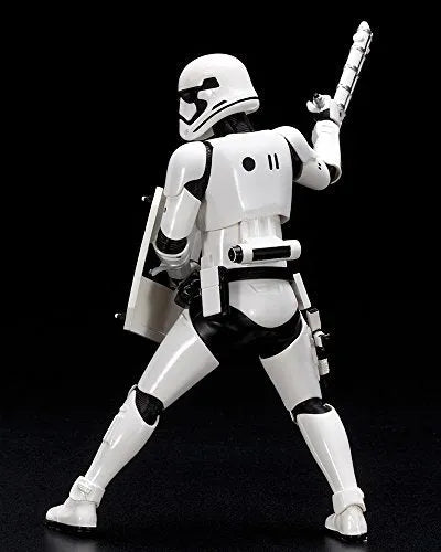 Star Wars: The Force Awakens - Finn - FN-2199 - ARTFX+ - 1/10 (Kotobukiya)ㅤ – Kotobukiya – ActionFigureBrasil