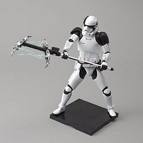 Star Wars: The Last Jedi - First Order Stormtrooper - First Order Executioner - Characters & Creatures - Star Wars Plastic Model - 1/12 (Bandai)ㅤ – Bandai – ActionFigureBrasil