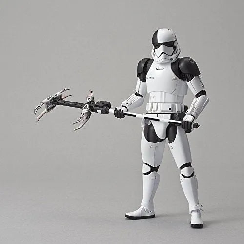 Star Wars: The Last Jedi - First Order Stormtrooper - First Order Executioner - Characters & Creatures - Star Wars Plastic Model - 1/12 (Bandai)ㅤ – Bandai – ActionFigureBrasil