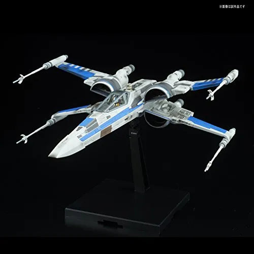 Star Wars: The Last Jedi - Spacecrafts & Vehicles - Star Wars Plastic Model - Blue Squadron Resistance X-wing Fighter - 1/72 (Bandai)ㅤ – Bandai – ActionFigureBrasil
