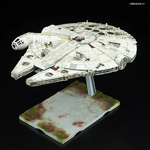 Star Wars: The Last Jedi - Spacecrafts & Vehicles - Star Wars Plastic Model - Millennium Falcon - 1/144 (Bandai)ㅤ – Bandai – ActionFigureBrasil