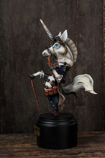 Steampunk Unicorn - LIMITED EDITION: 300 – Manas SUM – ActionFigure Brasil — com base expositora